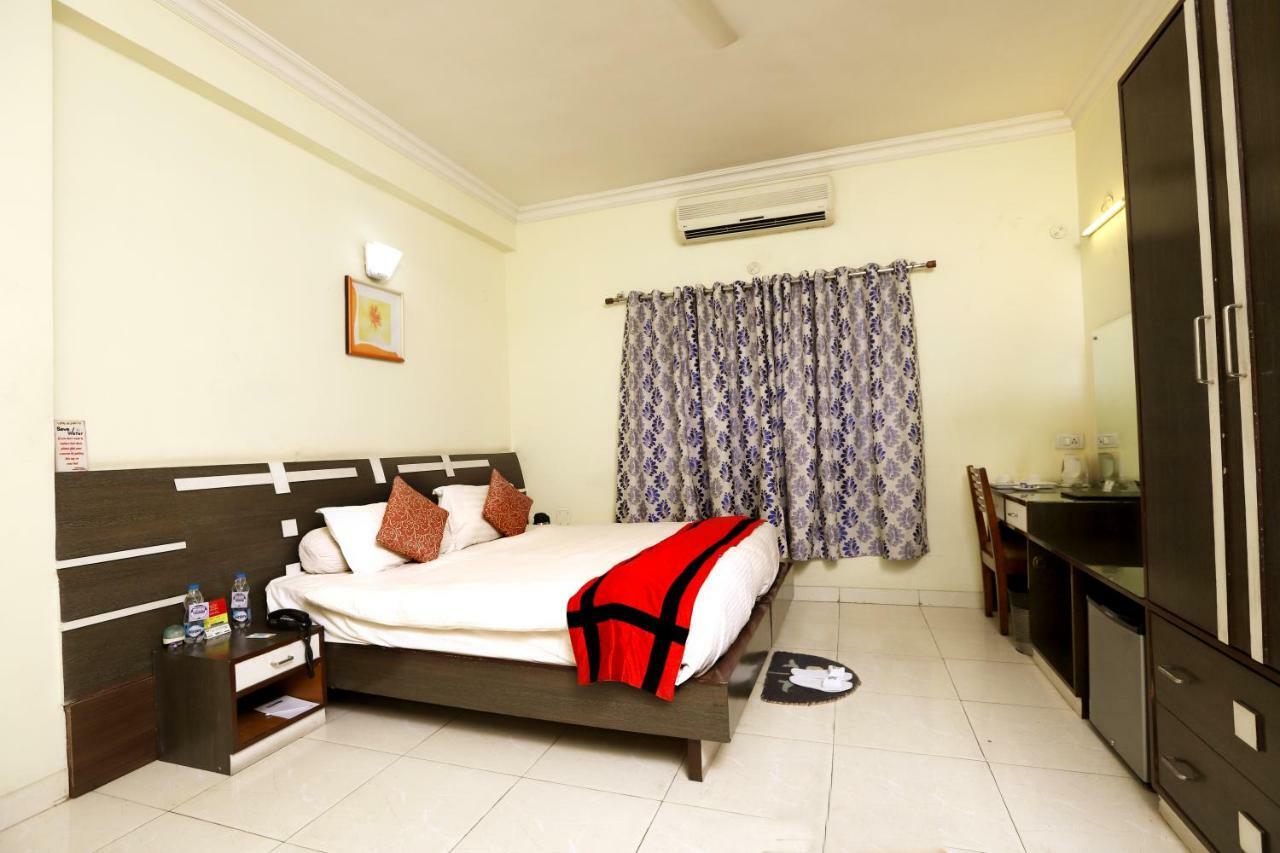 Hotel Radhika Regency Rourkela Esterno foto