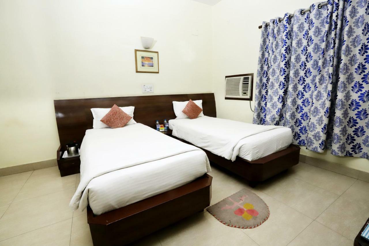 Hotel Radhika Regency Rourkela Esterno foto