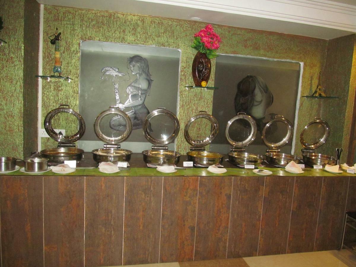 Hotel Radhika Regency Rourkela Esterno foto